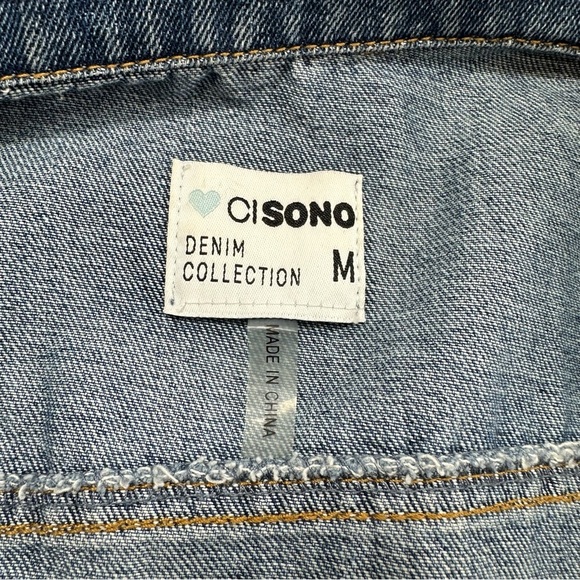 Ci Sono Blue Distressed Jean Jacket Women’s Medium Long Sleeve Classic Cotton - Picture 4 of 8